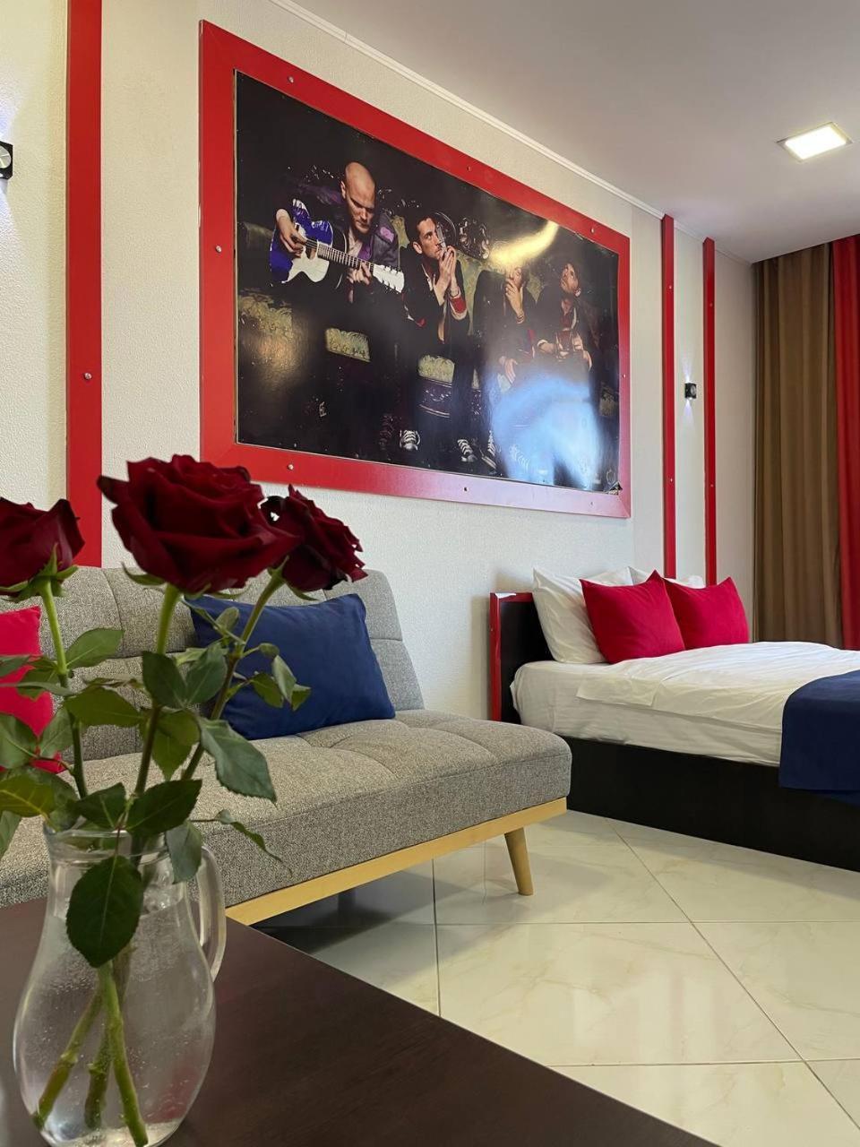 Rock Hotel First Line Batumi Exteriör bild