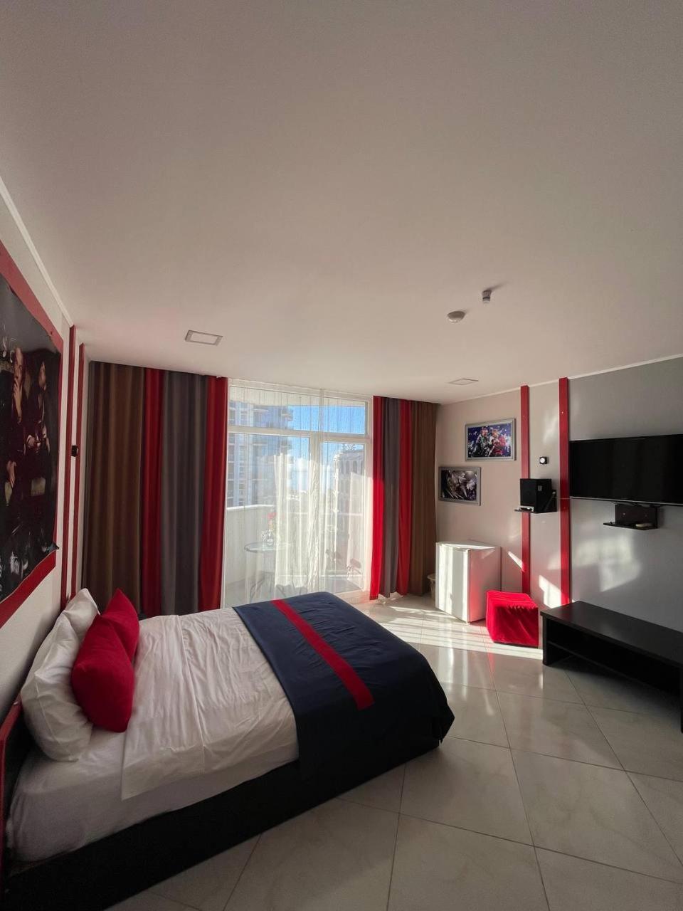 Rock Hotel First Line Batumi Exteriör bild