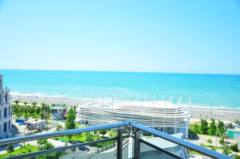 Rock Hotel First Line Batumi Exteriör bild