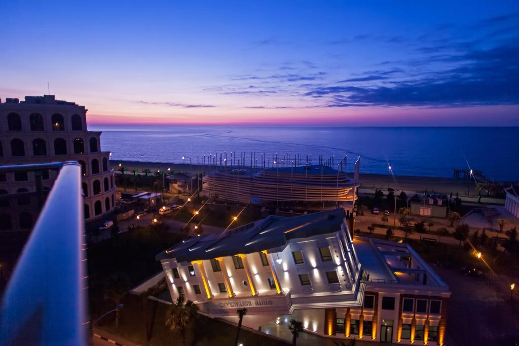 Rock Hotel First Line Batumi Exteriör bild