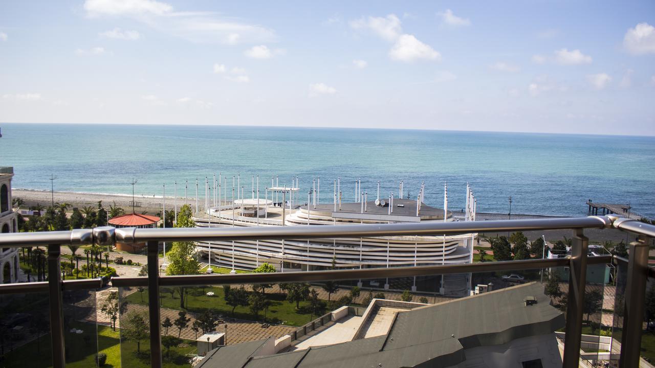 Rock Hotel First Line Batumi Exteriör bild